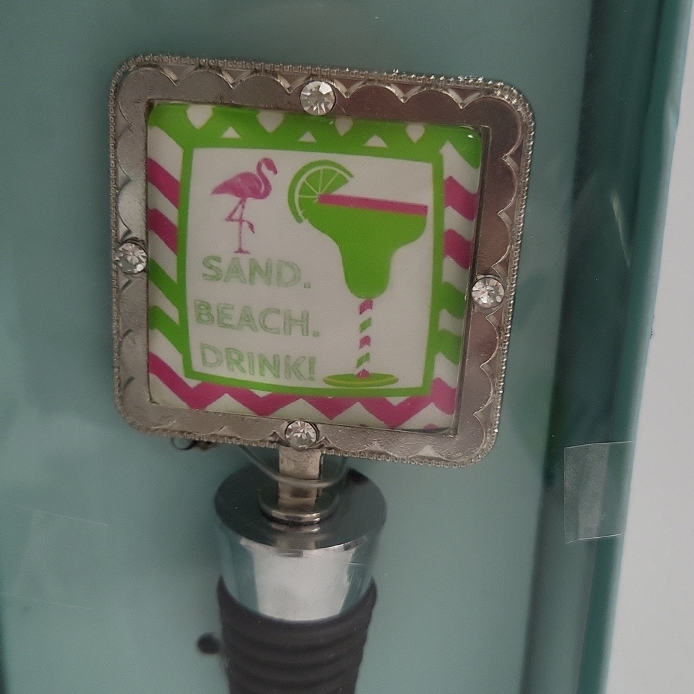 Flamingo Wine Bottle Stopper - Green and Silver - Picture 2 of 3